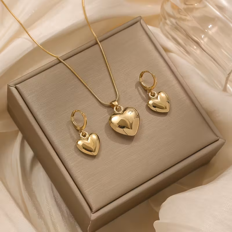 2 Pendientes + 1 Collar en Forma de Corazón